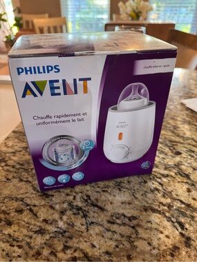 Philips AVENT White and Purple Baby Bottle Warmer